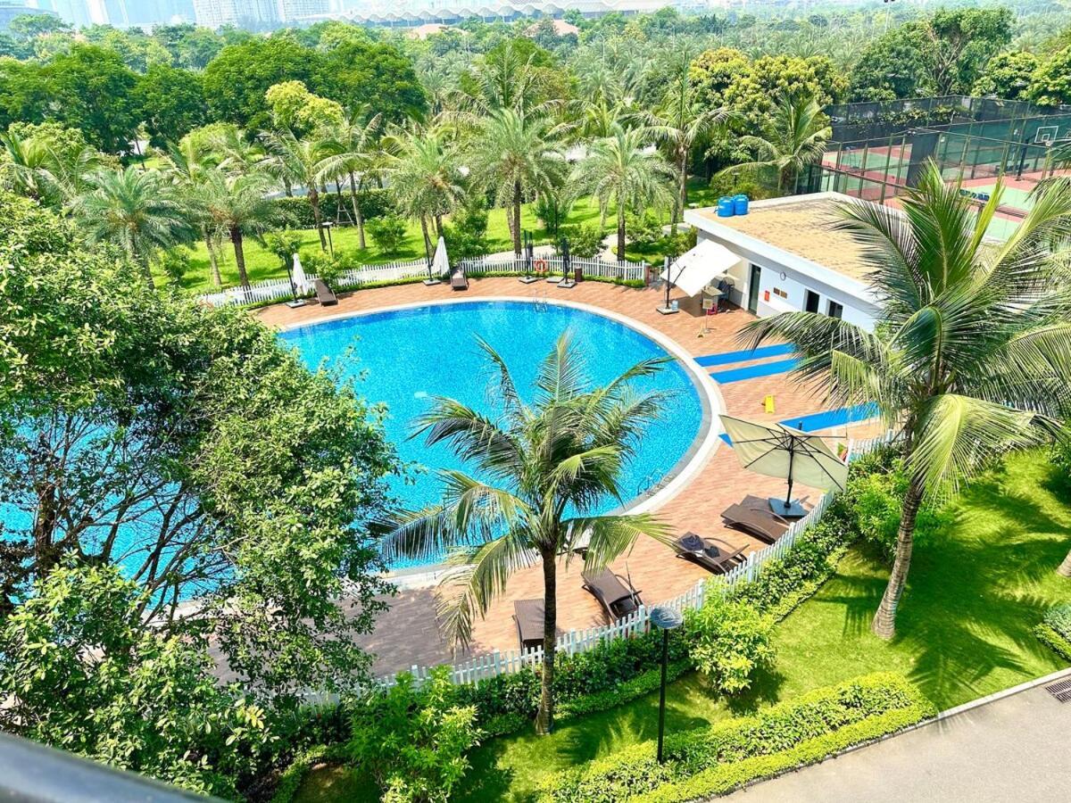 Gym, Swimming Pool, Bbq, Tennis Facilities Available For Delux In Centre Hà Nội
