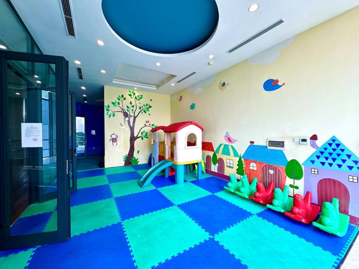 Gym, Swimming Pool, Bbq, Tennis Facilities Available For Delux In Centre Hà Nội