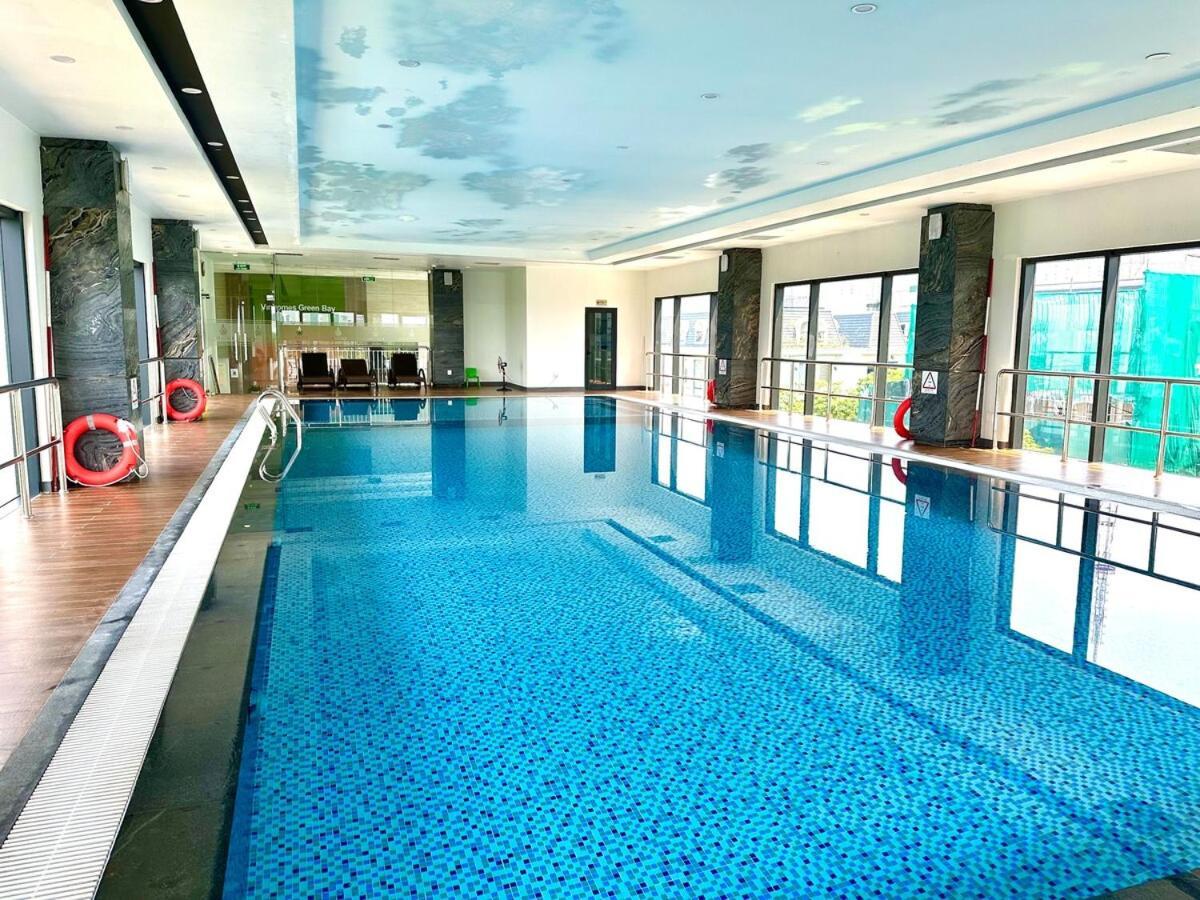 Appartement Gym, Swimming Pool, Bbq, Tennis Facilities Available For Delux In Centre Hanoï